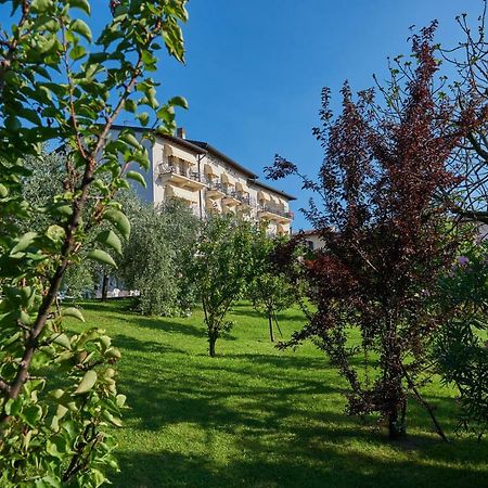 טורי דל בנקו Hotel Belvedere מראה חיצוני תמונה