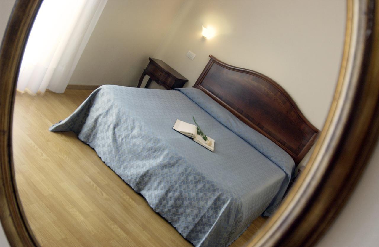 טורי דל בנקו Hotel Belvedere חדר תמונה