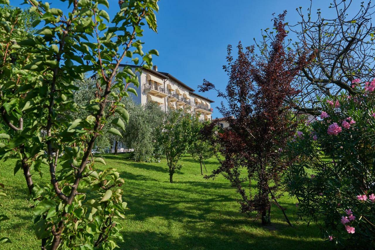 טורי דל בנקו Hotel Belvedere מראה חיצוני תמונה